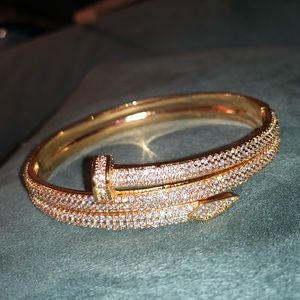 Nail bracelet